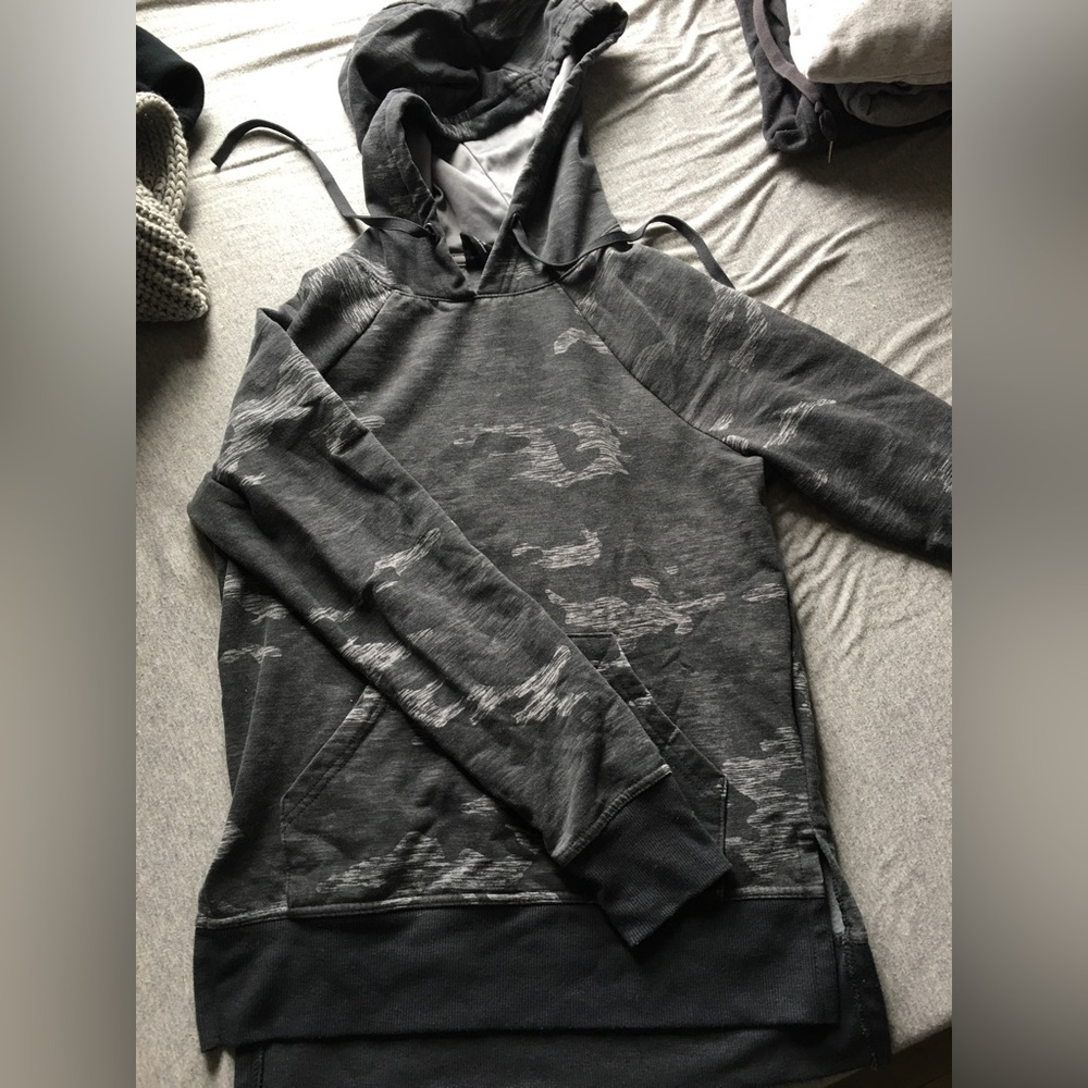 Camo print hoodie